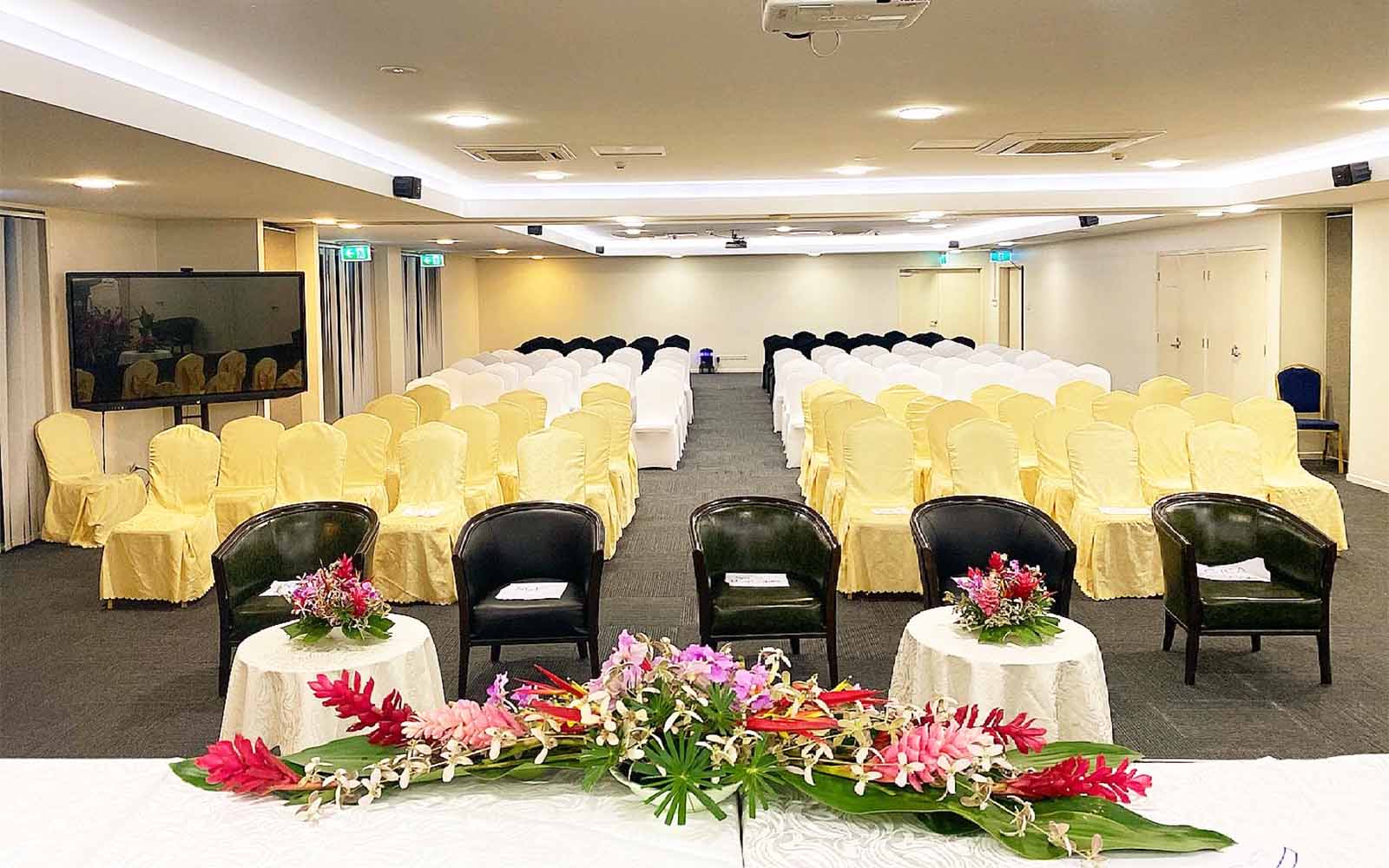 A'Hara full room setup