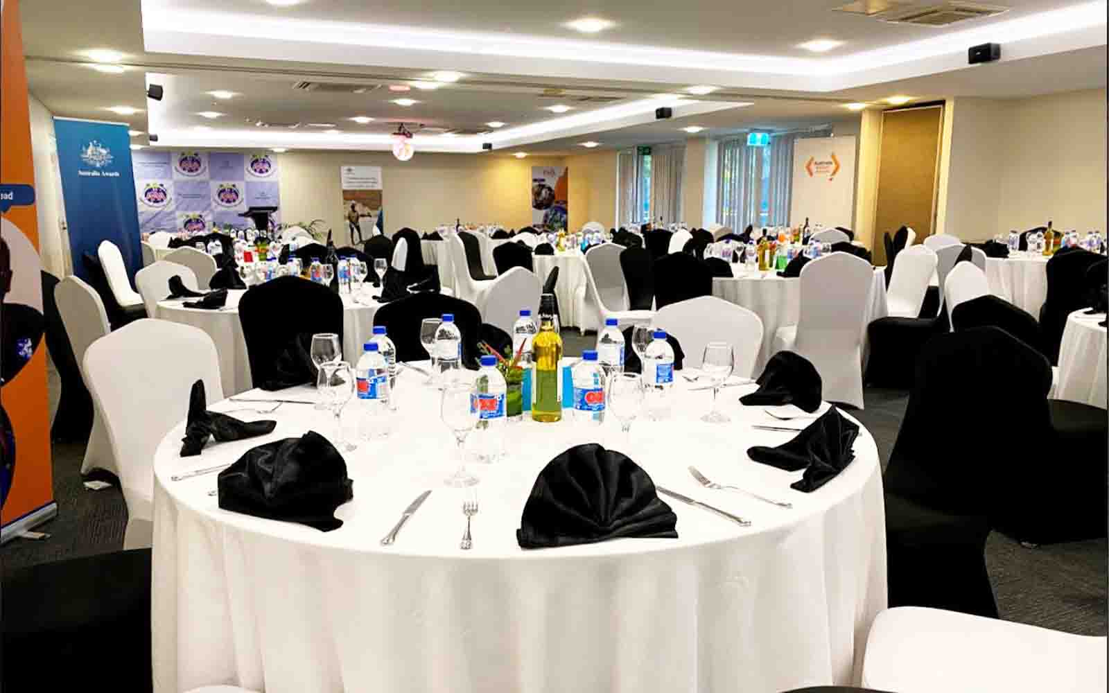 Na'Hona boardroom setup